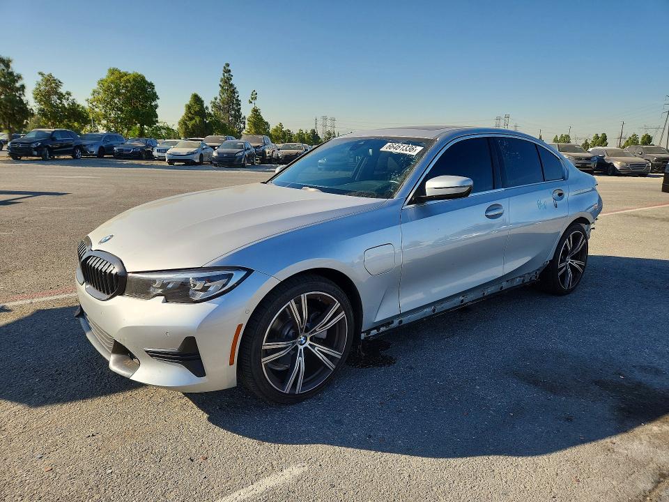66461336 :رقم المزاد ، WBA5P7C05MFL13048 vin ، 2021 Bmw 330e مزاد بيع