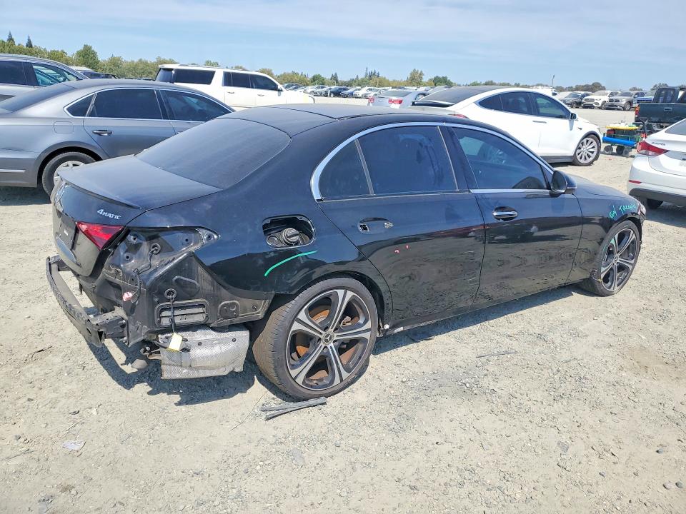2022 Mercedes-benz C მანქანა იყიდება აუქციონზე, vin: W1KAF4HB0NR057095, აუქციონის ნომერი: 64080546