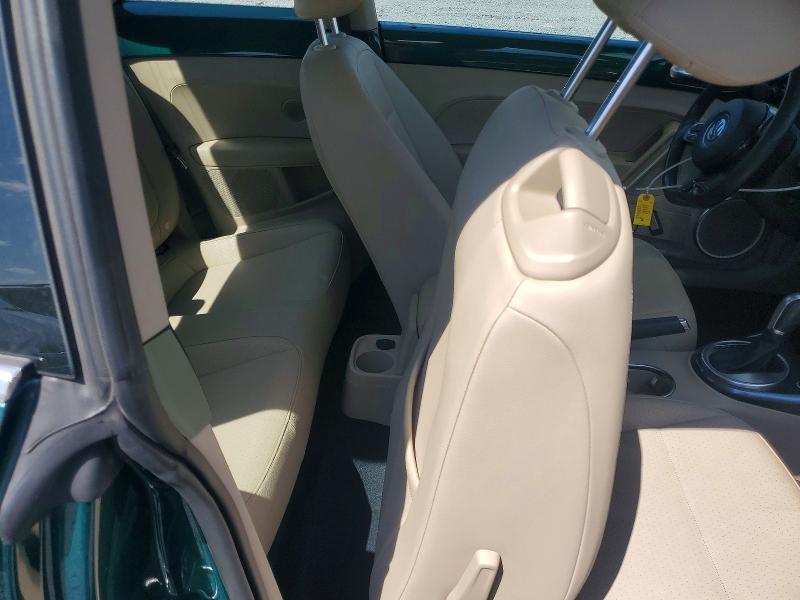 2018 Volkswagen Beetle მანქანა იყიდება აუქციონზე, vin: 3VWJD7AT5JM714079, აუქციონის ნომერი: 66899716