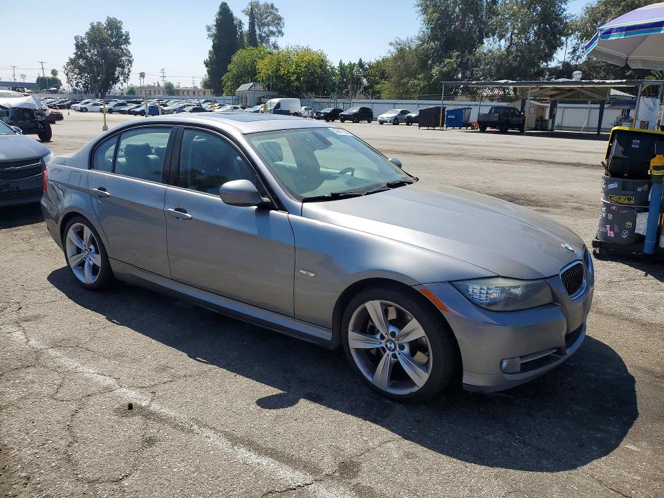 59810556 :رقم المزاد ، WBAPM5G59BNN00534 vin ، 2011 Bmw 335 مزاد بيع