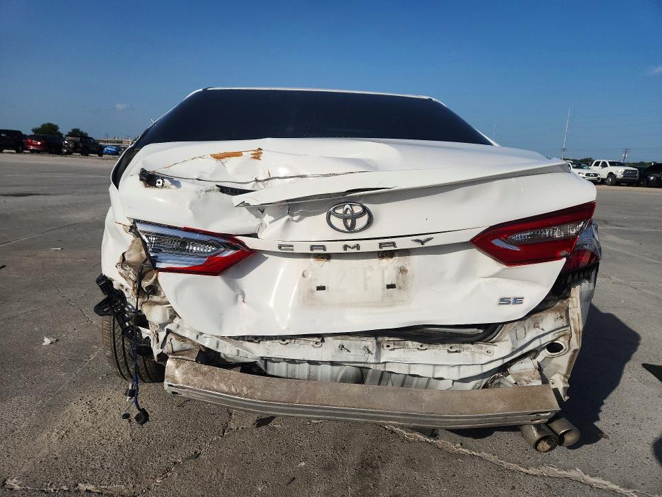 2018 Toyota Camry მანქანა იყიდება აუქციონზე, vin: 4T1B11HK7JU531364, აუქციონის ნომერი: 64950616