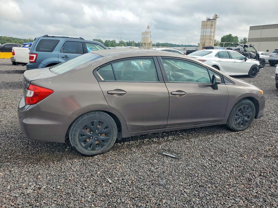 2012 Honda Civic მანქანა იყიდება აუქციონზე, vin: 2HGFB2F52CH542351, აუქციონის ნომერი: 63679366