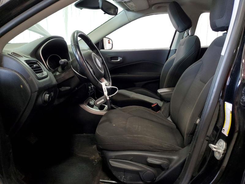 63338326 :رقم المزاد ، 3C4NJDAB3JT316040 vin ، 2018 Jeep Compass مزاد بيع