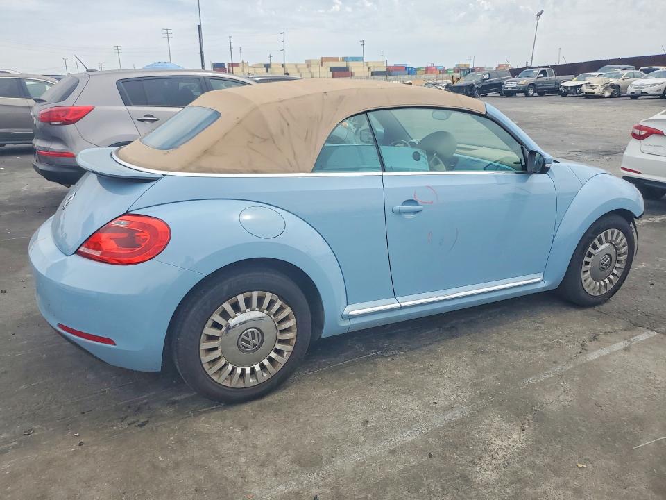 2015 Volkswagen Beetle მანქანა იყიდება აუქციონზე, vin: 3VW517AT4FM801697, აუქციონის ნომერი: 66719676