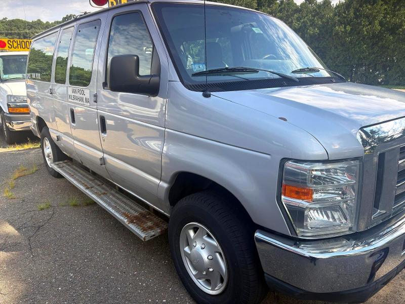 64888266 :رقم المزاد ، 1FTNE2EW5DDB17877 vin ، 2013 Ford Econoline مزاد بيع