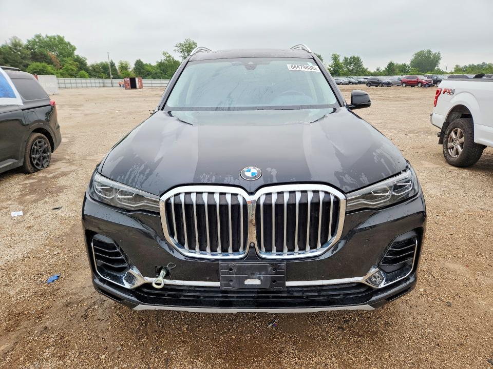 64479836 :رقم المزاد ، 5UXCW2C04N9M86137 vin ، 2022 Bmw X7 مزاد بيع