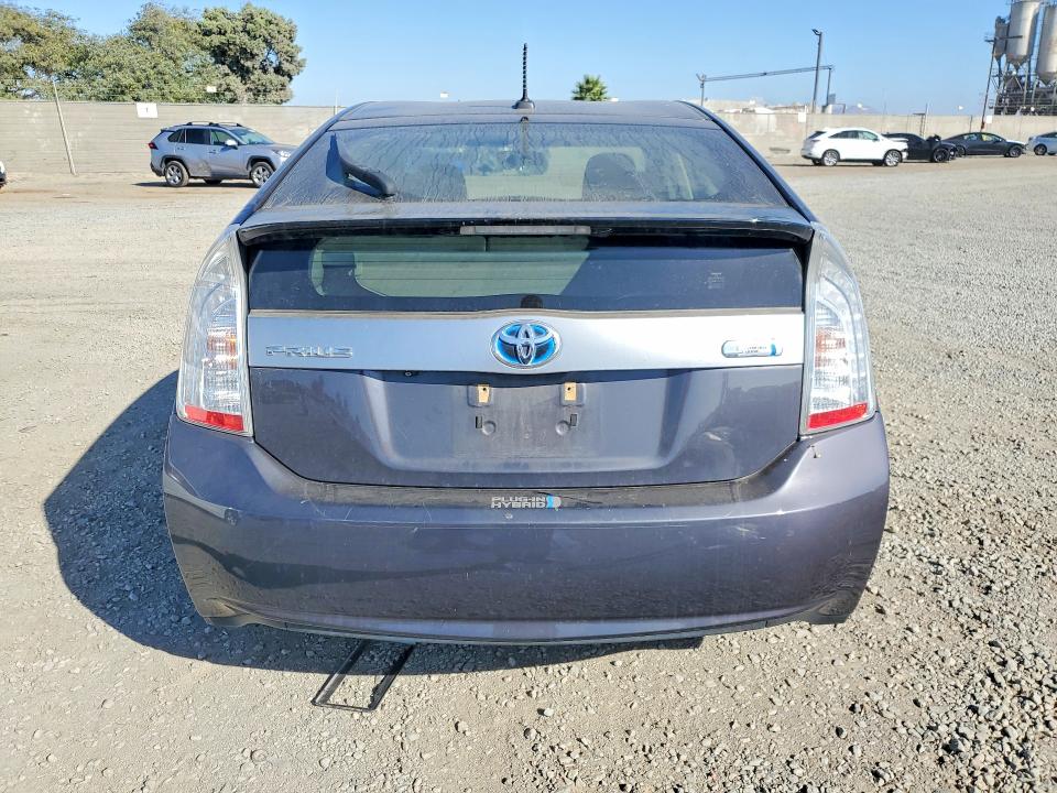2014 Toyota Prius Plug-in Hybrid მანქანა იყიდება აუქციონზე, vin: JTDKN3DP4E3056807, აუქციონის ნომერი: 67319106