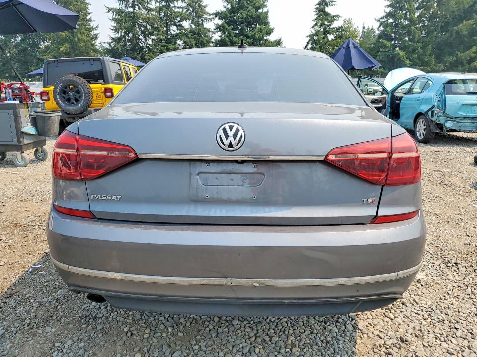 Продаж на аукціоні авто 2017 Volkswagen Passat, vin: 1VWDT7A32HC049699, номер лоту: 63954146