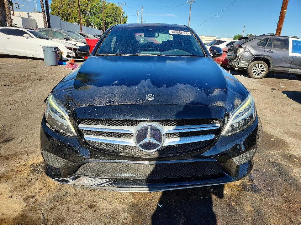 65331566 :رقم المزاد ، 55SWF8DB8KU320432 vin ، 2019 Mercedes-benz C مزاد بيع