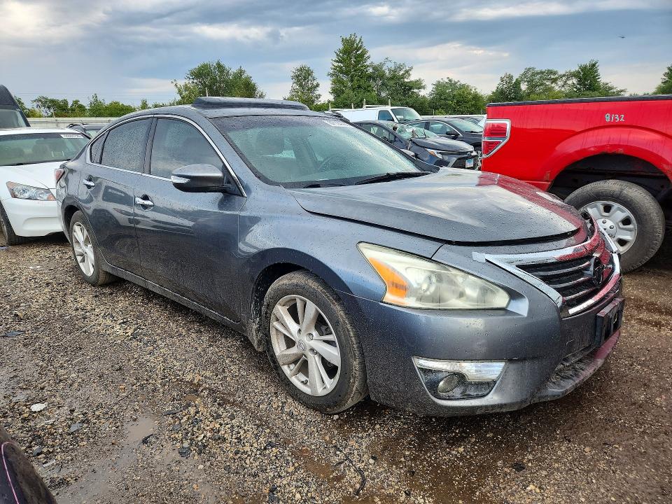 67134786 :رقم المزاد ، 1N4AL3AP4EN261074 vin ، 2014 Nissan Altima مزاد بيع