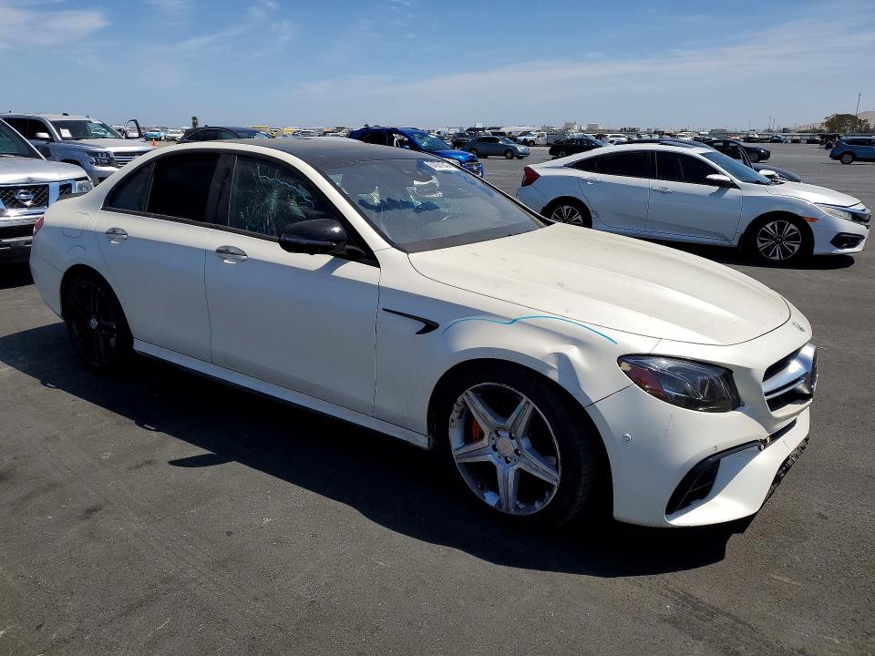 Продажа на аукционе авто 2020 Mercedes-benz E, vin: WDDZF8KB0LA744589, номер лота: 64081346