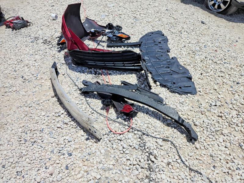 64279586 :رقم المزاد ، 4T1C11AK2NU642246 vin ، 2022 Toyota Camry مزاد بيع