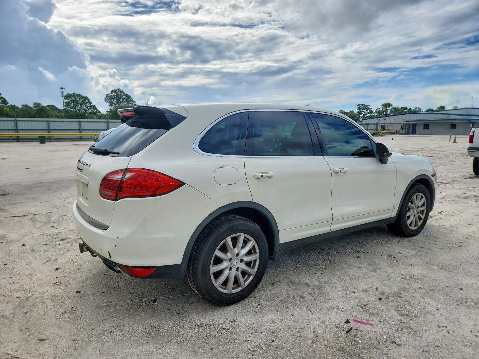 Продажа на аукционе авто 2011 Porsche Cayenne, vin: WP1AB2A20BLA47586, номер лота: 67403976