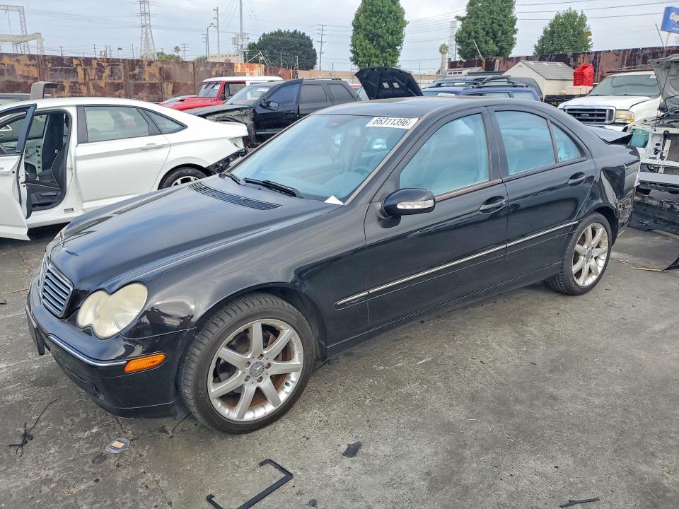 2004 Mercedes-benz C მანქანა იყიდება აუქციონზე, vin: WDBRF40J44A568238, აუქციონის ნომერი: 66311396