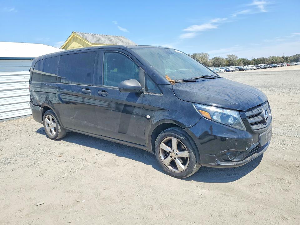 64735726 :رقم المزاد ، WD4PG2EE9J3357385 vin ، 2018 Mercedes-benz Metris مزاد بيع