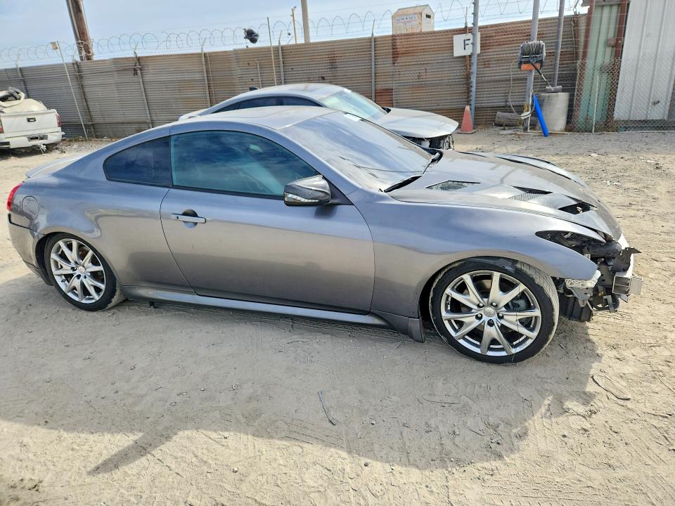 2010 Infiniti G37 Coupe მანქანა იყიდება აუქციონზე, vin: JN1CV6EK1AM104585, აუქციონის ნომერი: 67009976
