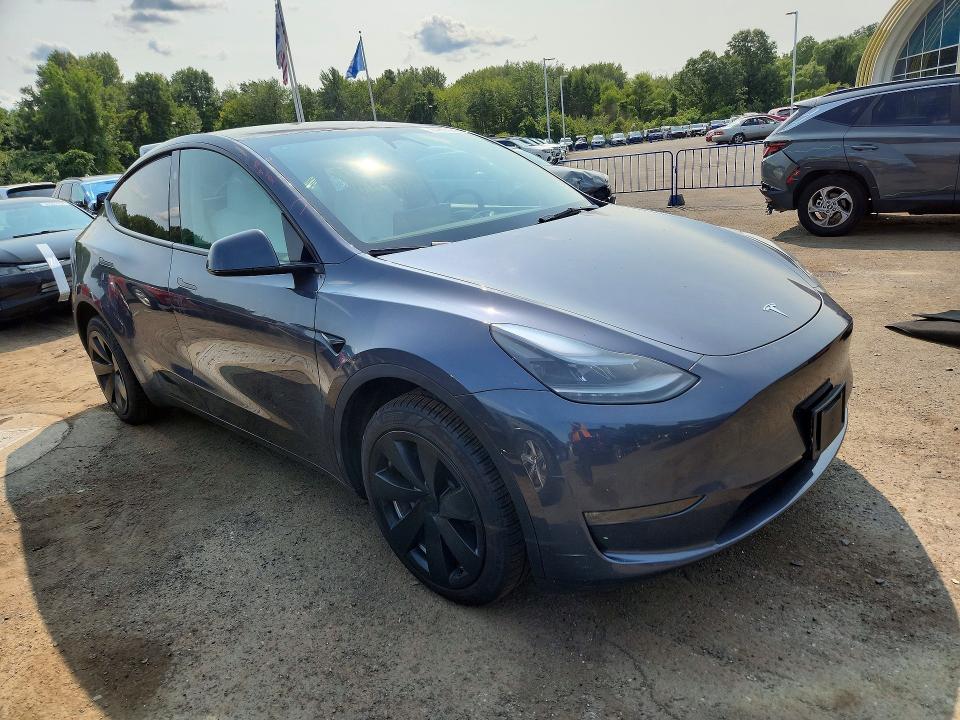 Продажа на аукционе авто 2023 Tesla Model Y, vin: 7SAYGDEE2PA173721, номер лота: 64815946