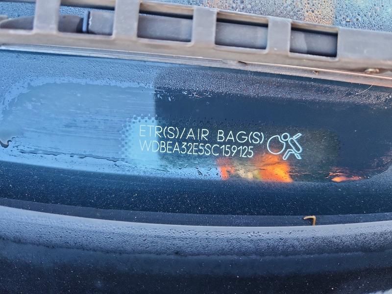 1995 Mercedes-benz E მანქანა იყიდება აუქციონზე, vin: WDBEA32E5SC159125, აუქციონის ნომერი: 65314436