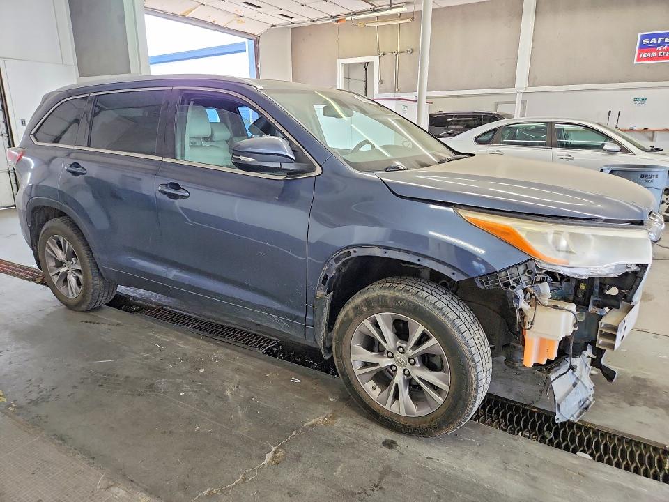 Продаж на аукціоні авто 2014 Toyota Highlander, vin: 5TDJKRFH5ES012097, номер лоту: 63610796