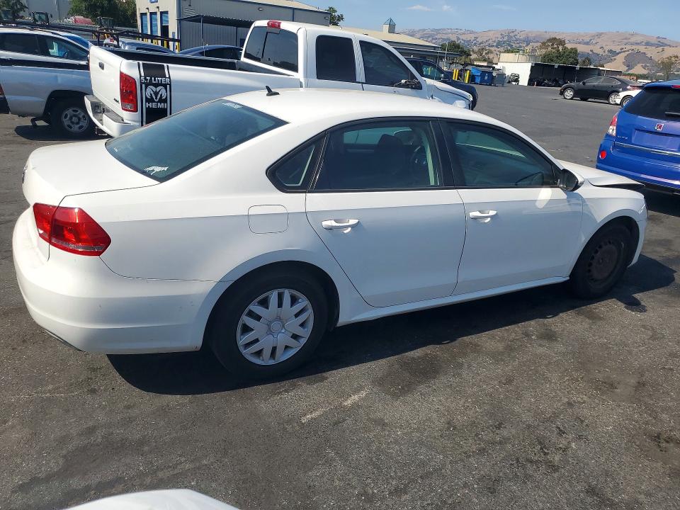 64950436 :رقم المزاد ، 1VWAP7A34CC083532 vin ، 2012 Volkswagen Passat مزاد بيع
