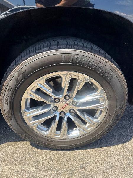 Продажа на аукционе авто 2021 Gmc Yukon Xl, vin: 1GKS2GKD5MR172428, номер лота: 67008616