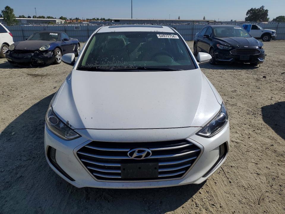 2017 Hyundai Elantra მანქანა იყიდება აუქციონზე, vin: 5NPD84LF8HH212208, აუქციონის ნომერი: 64972756