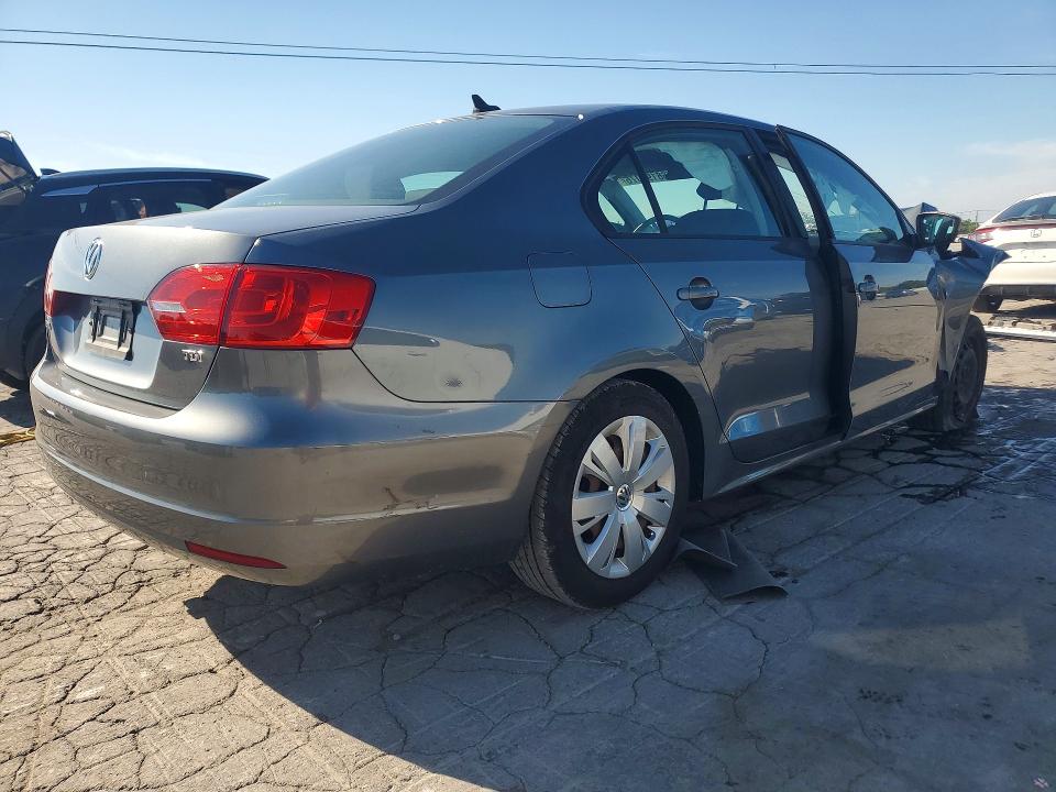 66197076 :رقم المزاد ، 3VWLL7AJ0EM312793 vin ، 2014 Volkswagen Jetta مزاد بيع