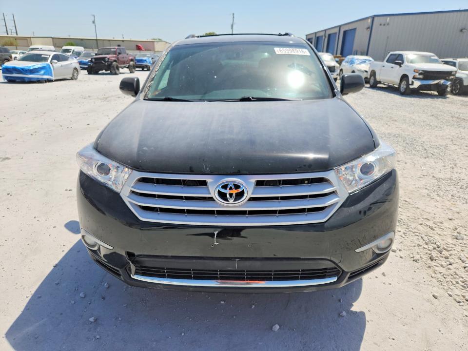 2013 Toyota Highlander მანქანა იყიდება აუქციონზე, vin: 5TDYK3EH8DS133735, აუქციონის ნომერი: 65998916