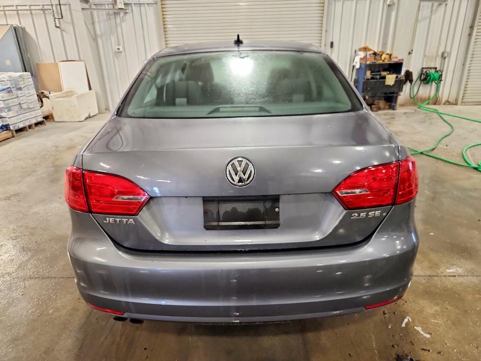 2013 Volkswagen Jetta მანქანა იყიდება აუქციონზე, vin: 3VWDP7AJ1DM428009, აუქციონის ნომერი: 64499666