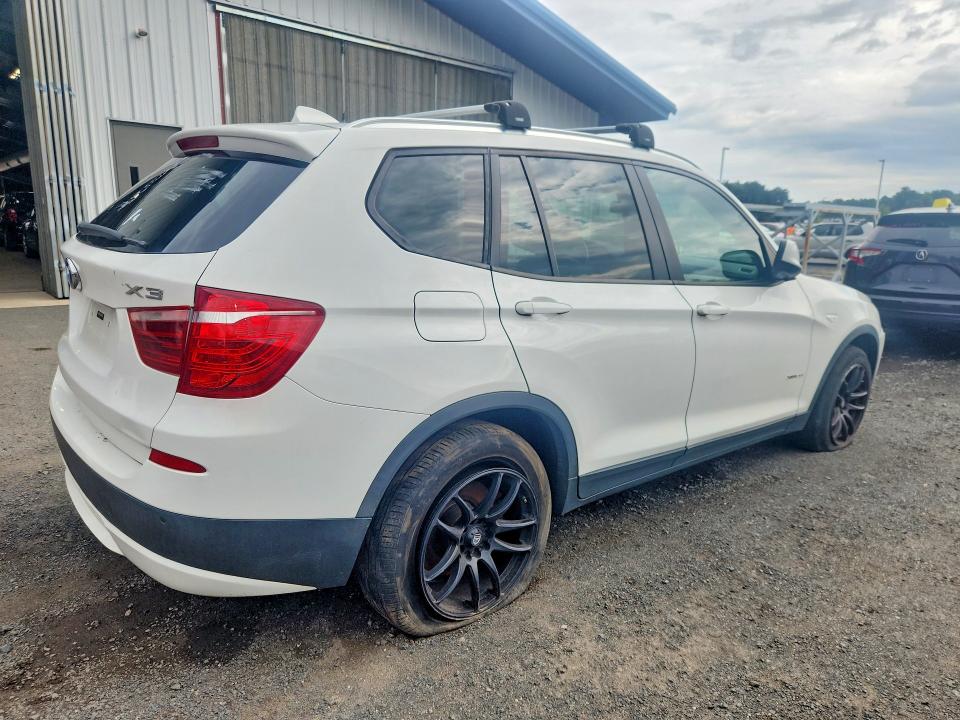 67079386 :رقم المزاد ، 5UXWX5C56BL716217 vin ، 2011 Bmw X3 مزاد بيع