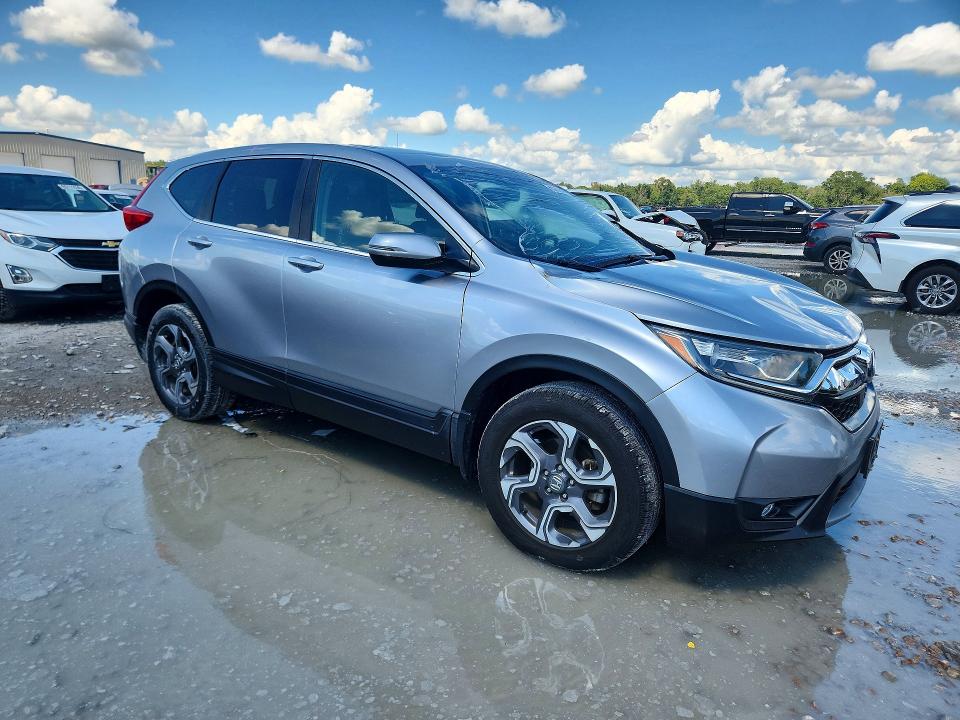 Продажа на аукционе авто 2018 Honda Cr-v, vin: 7FARW2H82JE009589, номер лота: 65328446