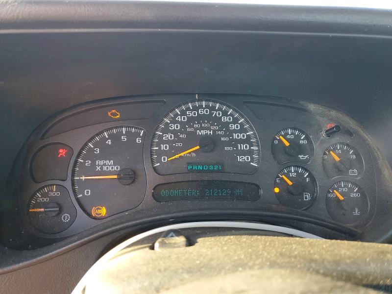65799976 :رقم المزاد ، 1GCHC24U04E140092 vin ، 2004 Chevrolet Silverado مزاد بيع