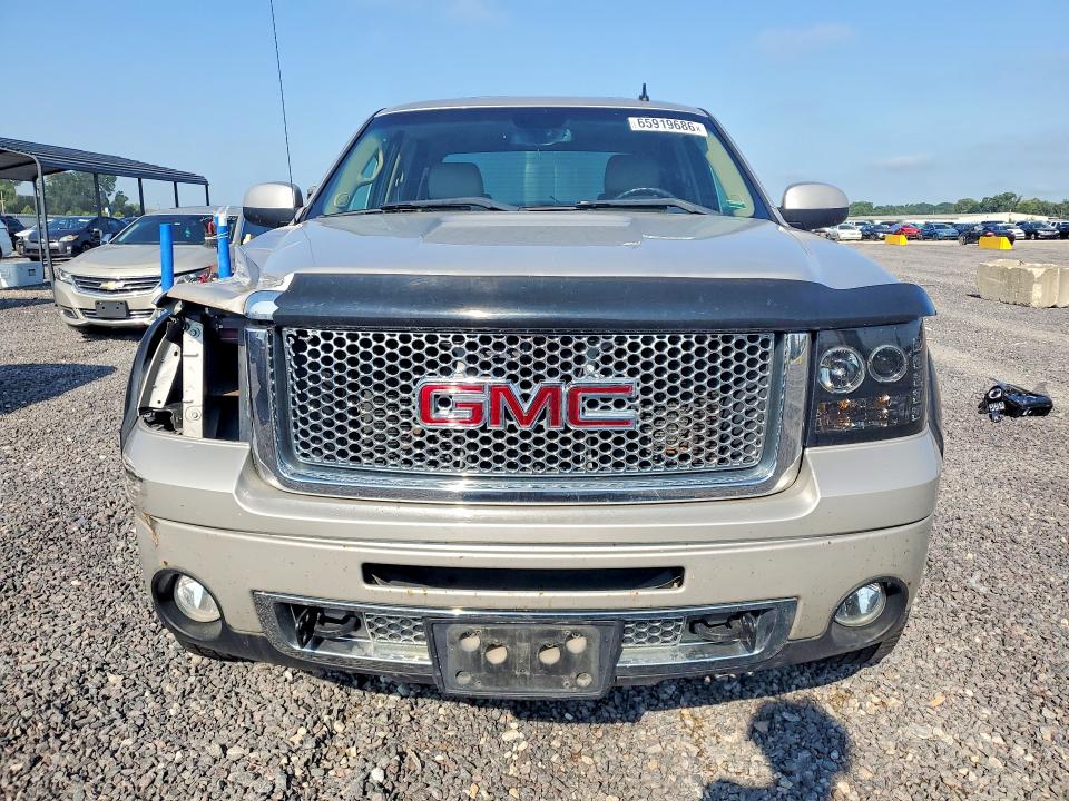65919686 :رقم المزاد ، 2GTEK638071683188 vin ، 2007 Gmc New Sierra مزاد بيع