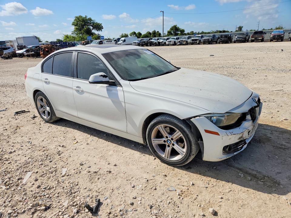 63679336 :رقم المزاد ، WBA3B5C54FP654637 vin ، 2015 Bmw 328 مزاد بيع