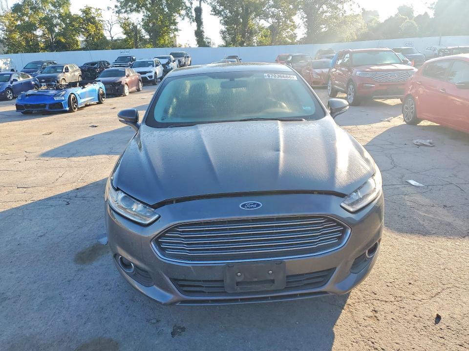 67036686 :رقم المزاد ، 1FA6P0HD8G5135498 vin ، 2016 Ford Fusion مزاد بيع