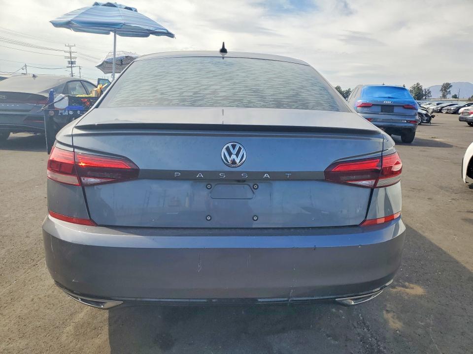 67193526 :رقم المزاد ، 1VWMA7A38LC017550 vin ، 2020 Volkswagen Passat مزاد بيع