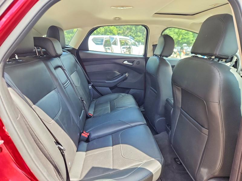 66092216 :رقم المزاد ، 1FADP3N28FL321483 vin ، 2015 Ford Focus مزاد بيع