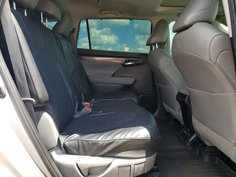 63995996 :رقم المزاد ، 5TDYARAH8MS505246 vin ، 2021 Toyota Highlander Hybrid مزاد بيع