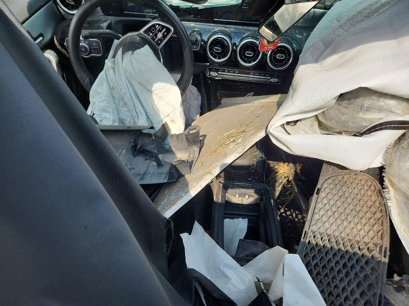 64312926 :رقم المزاد ، W1K3G4FB3LJ211898 vin ، 2020 Mercedes-benz A مزاد بيع