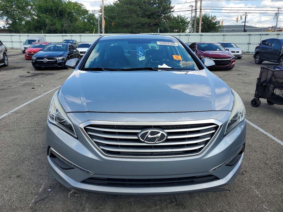 2015 Hyundai Sonata მანქანა იყიდება აუქციონზე, vin: 5NPE24AFXFH183462, აუქციონის ნომერი: 63952596
