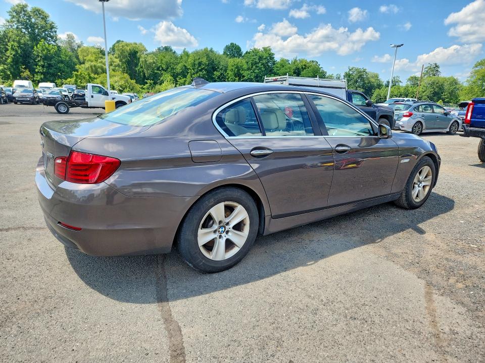 Продажа на аукционе авто 2013 Bmw 528, vin: WBAXH5C57DD111443, номер лота: 64262826