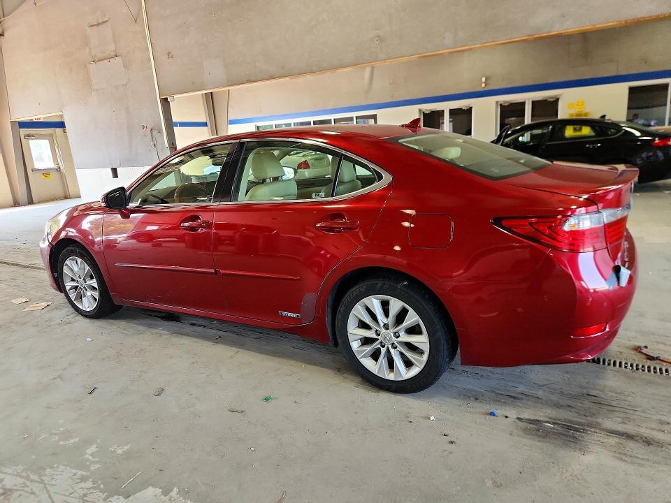 63120486 :رقم المزاد ، JTHBW1GG0D2035078 vin ، 2013 Lexus Es مزاد بيع