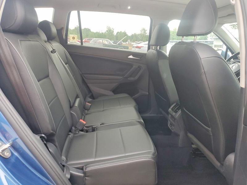 Продажа на аукционе авто 2019 Volkswagen Tiguan, vin: 3VV2B7AX5KM033035, номер лота: 64321426
