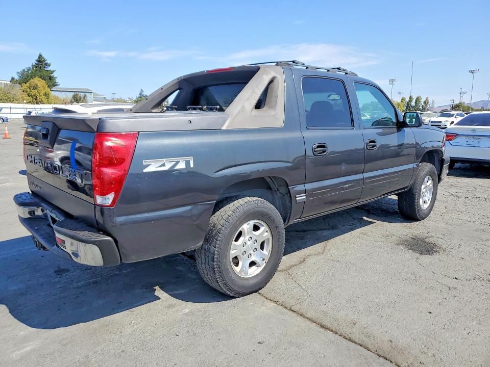 2003 Chevrolet Avalanche მანქანა იყიდება აუქციონზე, vin: 3GNEK13T53G226683, აუქციონის ნომერი: 64144336