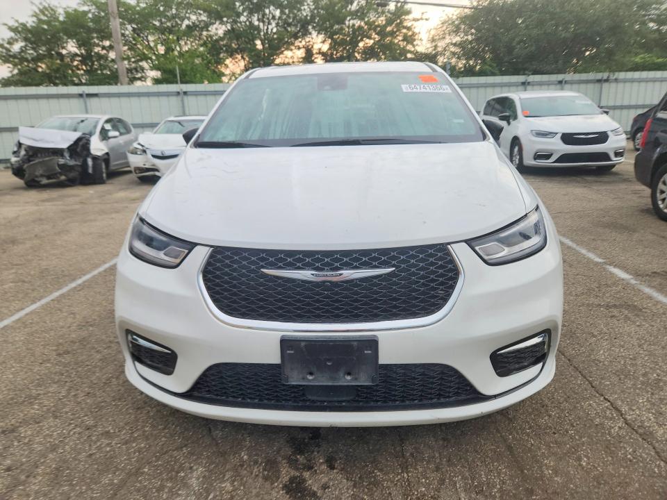 Продажа на аукционе авто 2025 Chrysler Pacifica, vin: 2C4RC1BG3SR554690, номер лота: 64741366