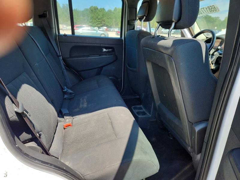 65817736 :رقم المزاد ، 1J4PN2GK5BW566636 vin ، 2011 Jeep Liberty مزاد بيع