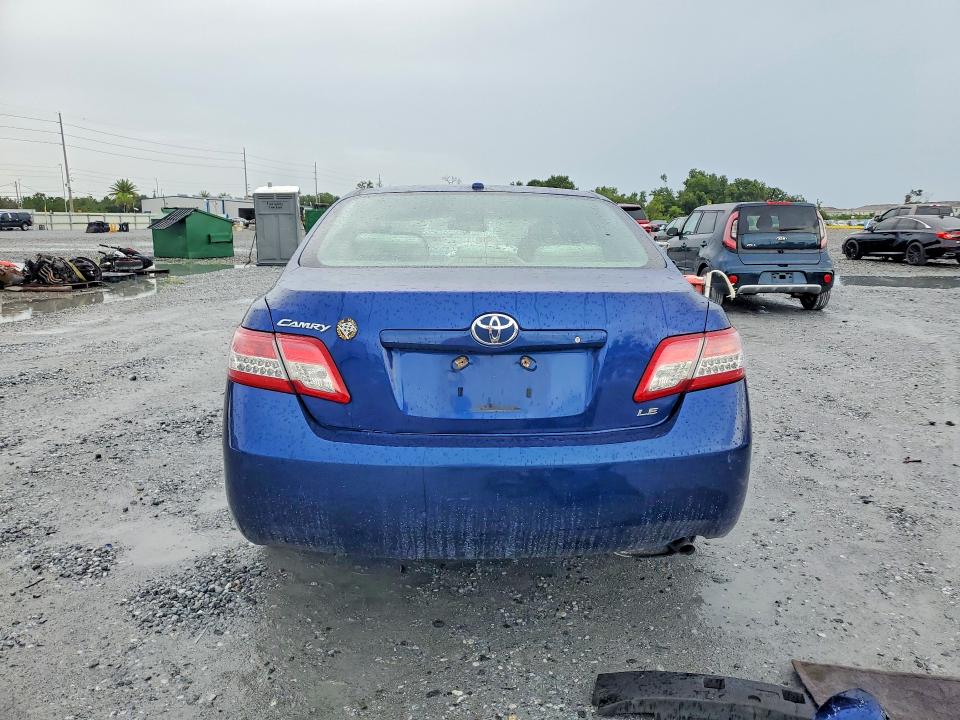 2010 Toyota Camry მანქანა იყიდება აუქციონზე, vin: 4T1BF3EK5AU549041, აუქციონის ნომერი: 63204566