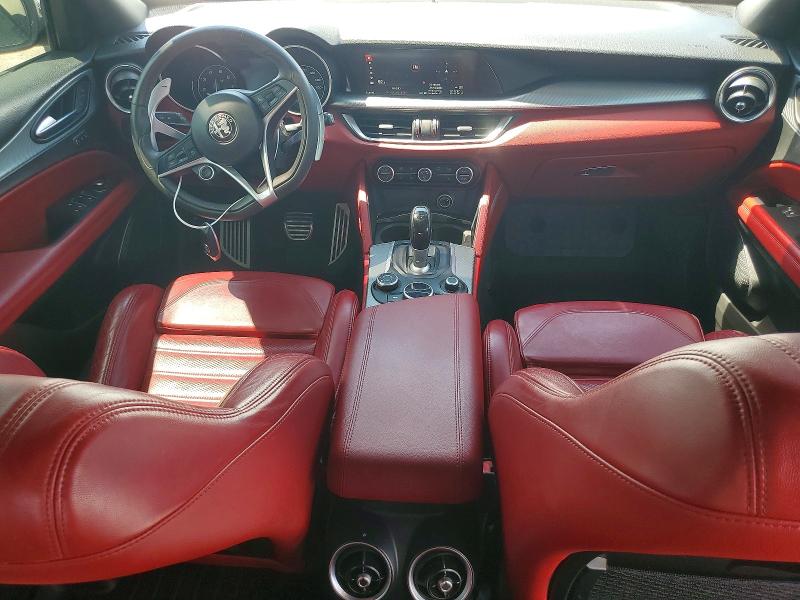Продаж на аукціоні авто 2018 Alfa Romeo Stelvio, vin: ZASFAKNN6J7C10688, номер лоту: 64678216