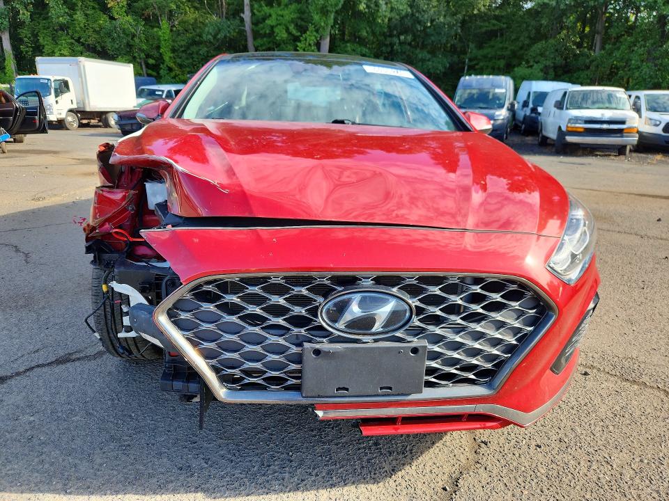 2019 Hyundai Sonata მანქანა იყიდება აუქციონზე, vin: 5NPE34AF0KH813321, აუქციონის ნომერი: 66908246