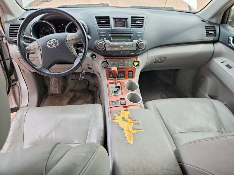 65600456 :رقم المزاد ، JTEES42A882007318 vin ، 2008 Toyota Highlander مزاد بيع